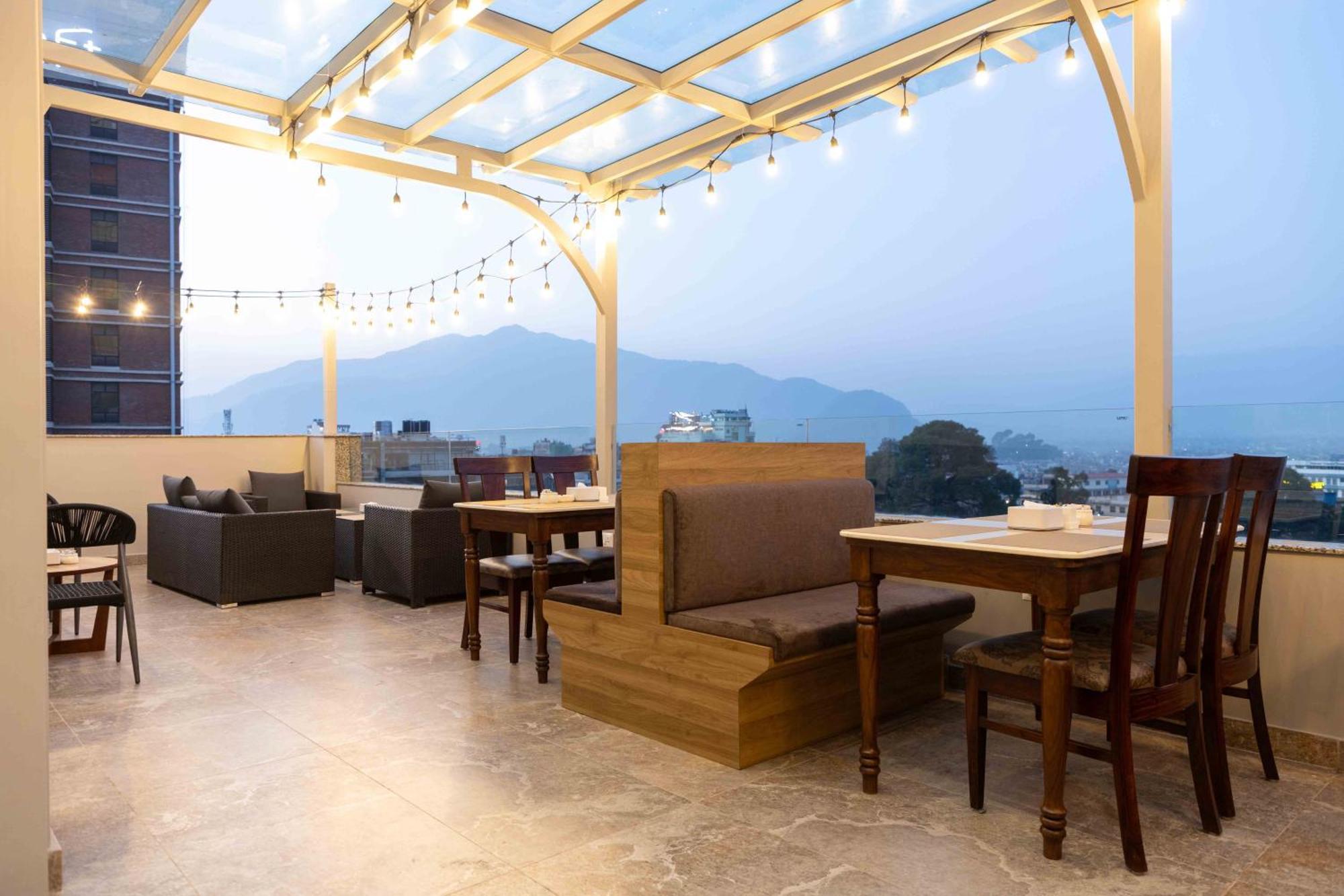 Shuvatara Suites & Spa, Thamel 카트만두 외부 사진